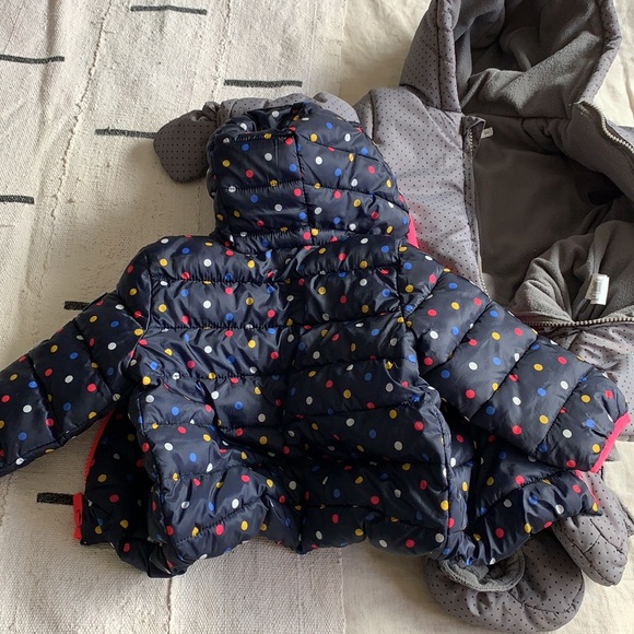 👶🏻 GAP & BOUTCHOU Puffers + book for babies Sz 3 to 6 months like NEW - Picture 11 of 12